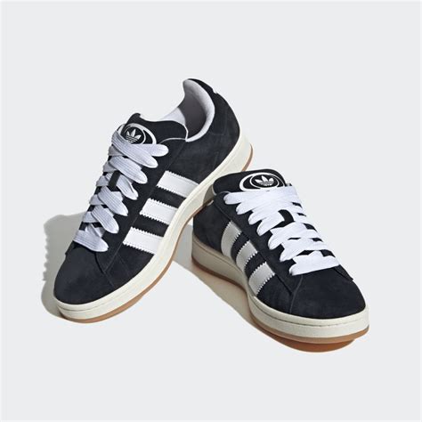 Adidas Campus 00s .